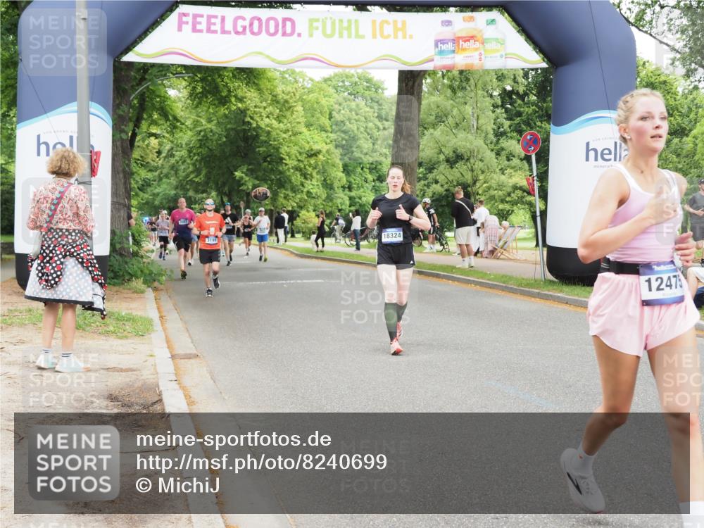 29.06.2025 - hella hamburg halbmarathon MichiJ http://msf.ph/oto/8240699 29.06.2025 10:50:29 Zwischen KM18-KM19 1316, 3919, 12008, 12475, 12646, 15698, 16688, 17437, 17895, 18324 meine-sportfotos.de