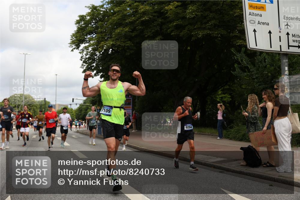 29.06.2025 - hella hamburg halbmarathon Yannick Fuchs http://msf.ph/oto/8240733 29.06.2025 10:34:52 20KM 1603, 1882, 2324, 2714, 2750, 2826, 4843, 5050, 5375, 5409, 5508, 5745, 5803, 5916, 6080, 6149, 6152, 6649, 7109, 7495, 7622, 8370, 8465, 8467, 9294, 10369, 10900, 10968, 11731, 12088, 12540, 12704, 12865, 13029, 13667, 14924, 15015, 15424, 15542, 15813, 16580, 16761, 17245, 18614, 18979 meine-sportfotos.de