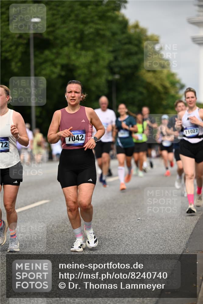 29.06.2025 - hella hamburg halbmarathon Dr. Thomas Lammeyer http://msf.ph/oto/8240740 29.06.2025 10:14:03 Kennedybrücke 1483, 1513, 1573, 1838, 3921, 4389, 5511, 7042, 7250, 7333, 7685, 8090, 8219, 8890, 9366, 9674, 9681, 9816, 9988, 11027, 11180 meine-sportfotos.de