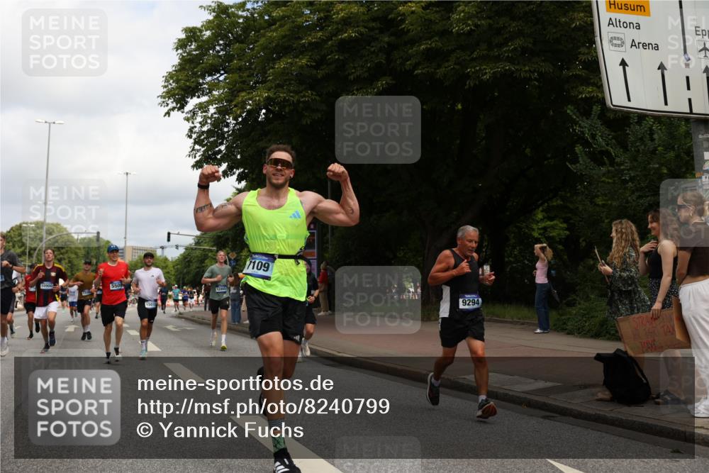 29.06.2025 - hella hamburg halbmarathon Yannick Fuchs http://msf.ph/oto/8240799 29.06.2025 10:34:52 20KM 1603, 1882, 2324, 2714, 2750, 2826, 4843, 5050, 5375, 5409, 5508, 5745, 5803, 5916, 6080, 6149, 6152, 6649, 7109, 7495, 7622, 8370, 8465, 8467, 9294, 10369, 10900, 10968, 11731, 12088, 12540, 12704, 12865, 13029, 13667, 14924, 15015, 15424, 15542, 15813, 16580, 16761, 17245, 18614, 18979 meine-sportfotos.de