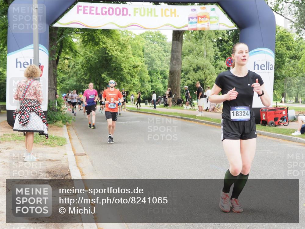 29.06.2025 - hella hamburg halbmarathon MichiJ http://msf.ph/oto/8241065 29.06.2025 10:50:31 Zwischen KM18-KM19 1316, 12475, 12646, 16688, 17437, 17895, 18324 meine-sportfotos.de