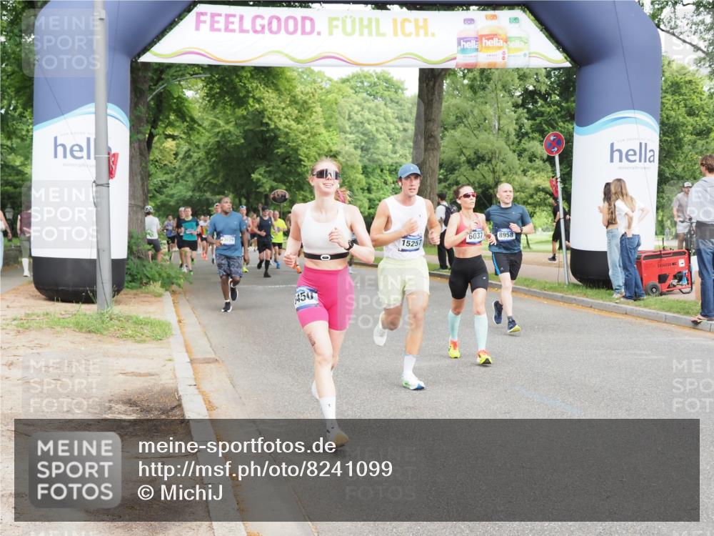 29.06.2025 - hella hamburg halbmarathon MichiJ http://msf.ph/oto/8241099 29.06.2025 10:27:44 Zwischen KM18-KM19 6037, 8091, 8450, 8958, 11447, 12915, 14272, 15257 meine-sportfotos.de