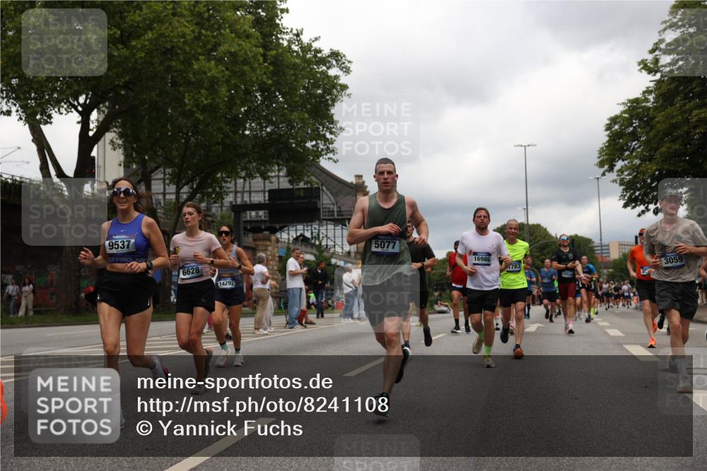 29.06.2025 - hella hamburg halbmarathon Yannick Fuchs http://msf.ph/oto/8241108 29.06.2025 10:47:25 20KM 1030, 1061, 1151, 1499, 1706, 1727, 1783, 2074, 2082, 2099, 2346, 3059, 3208, 3209, 3334, 4065, 4635, 4770, 5077, 5638, 5866, 6198, 6481, 6628, 6629, 6762, 6877, 6942, 7177, 7509, 7864, 7918, 8390, 8447, 9142, 9537, 10549, 10891, 10895, 11992, 12379, 12413, 12490, 12875, 12909, 13032, 13289, 13865, 13997, 14323, 15061, 15126, 15179, 15497, 15502, 16477, 16538, 16986, 18134, 18487, 18590, 18720 meine-sportfotos.de