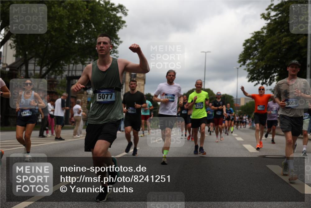 29.06.2025 - hella hamburg halbmarathon Yannick Fuchs http://msf.ph/oto/8241251 29.06.2025 10:47:25 20KM 1030, 1061, 1151, 1499, 1706, 1727, 1783, 2074, 2082, 2099, 2346, 3059, 3208, 3209, 3334, 4065, 4635, 4770, 5077, 5638, 5866, 6198, 6481, 6628, 6629, 6762, 6877, 6942, 7177, 7509, 7864, 7918, 8390, 8447, 9142, 9537, 10549, 10891, 10895, 11992, 12379, 12413, 12490, 12875, 12909, 13032, 13289, 13865, 13997, 14323, 15061, 15126, 15179, 15497, 15502, 16477, 16538, 16986, 18134, 18487, 18590, 18720 meine-sportfotos.de