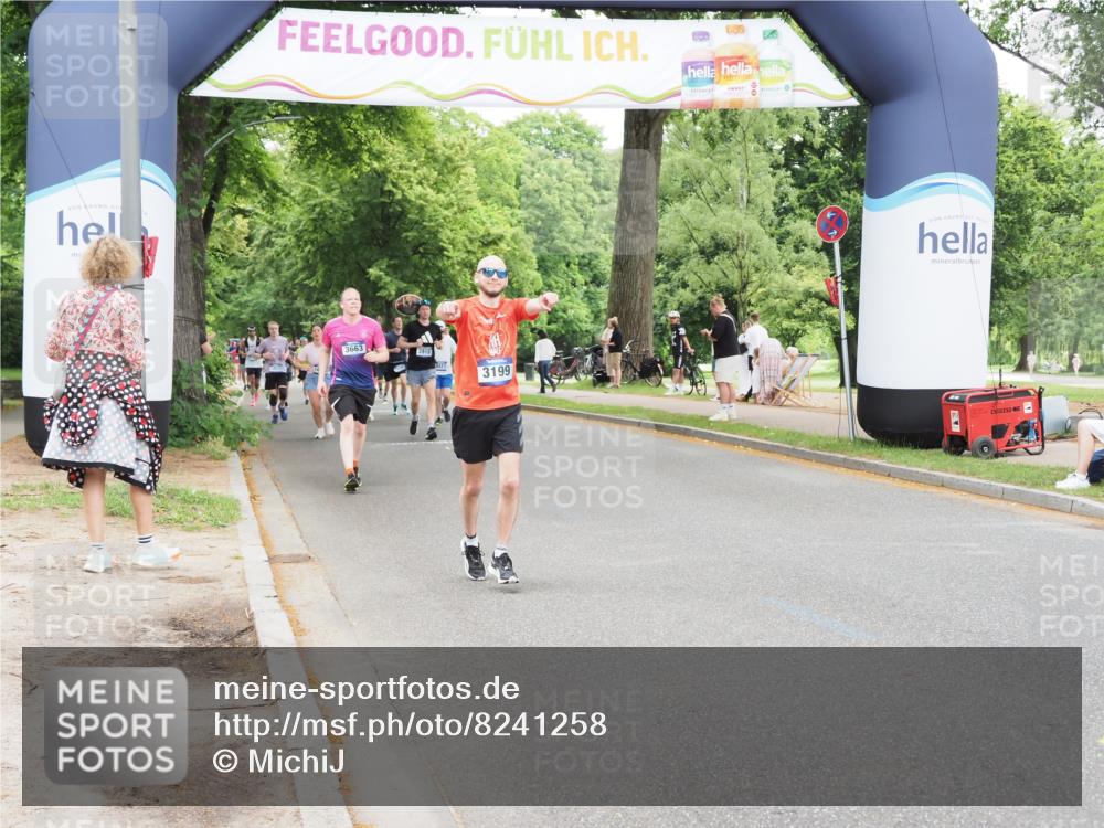 29.06.2025 - hella hamburg halbmarathon MichiJ http://msf.ph/oto/8241258 29.06.2025 10:50:32 Zwischen KM18-KM19 1316, 3199, 12475, 12646, 16688, 17437, 18324 meine-sportfotos.de
