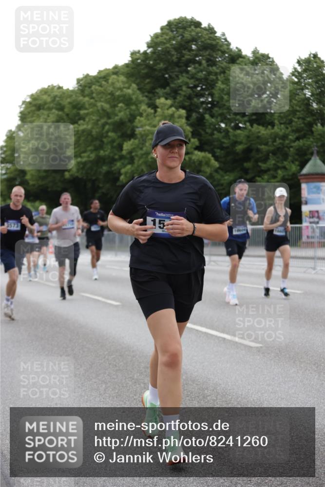 29.06.2025 - hella hamburg halbmarathon Jannik Wohlers http://msf.ph/oto/8241260 29.06.2025 10:29:44 Lombardsbrücke 1097, 1547, 3443, 3573, 3613, 5063, 5322, 6598, 6616, 6626, 8792, 8941, 10162, 12504, 12537, 12710, 13418, 14304, 16182, 16601, 16604, 16735, 16769, 17529, 18046, 18503, 18671 meine-sportfotos.de
