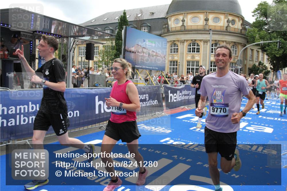29.06.2025 - hella hamburg halbmarathon Michael Strokosch http://msf.ph/oto/8241280 29.06.2025 10:48:25 Ziel 1537, 3747, 5129, 5362, 5528, 6081, 6923, 7367, 8216, 9262, 9770, 11467, 12549, 15735, 17745, 17982, 18790, 18923, 18963 meine-sportfotos.de