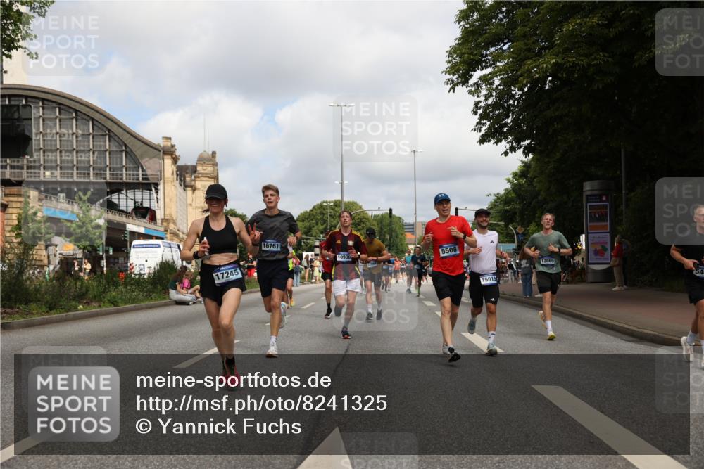 29.06.2025 - hella hamburg halbmarathon Yannick Fuchs http://msf.ph/oto/8241325 29.06.2025 10:34:53 20KM 1603, 1882, 2324, 2714, 2750, 2826, 4843, 5050, 5375, 5409, 5508, 5745, 5803, 5916, 6080, 6149, 6152, 6649, 7109, 7495, 7622, 8370, 8465, 8467, 9294, 10369, 10900, 10968, 11731, 12088, 12540, 12704, 12865, 13029, 13667, 14924, 15015, 15424, 15542, 15813, 16580, 16761, 17245, 18614, 18979 meine-sportfotos.de