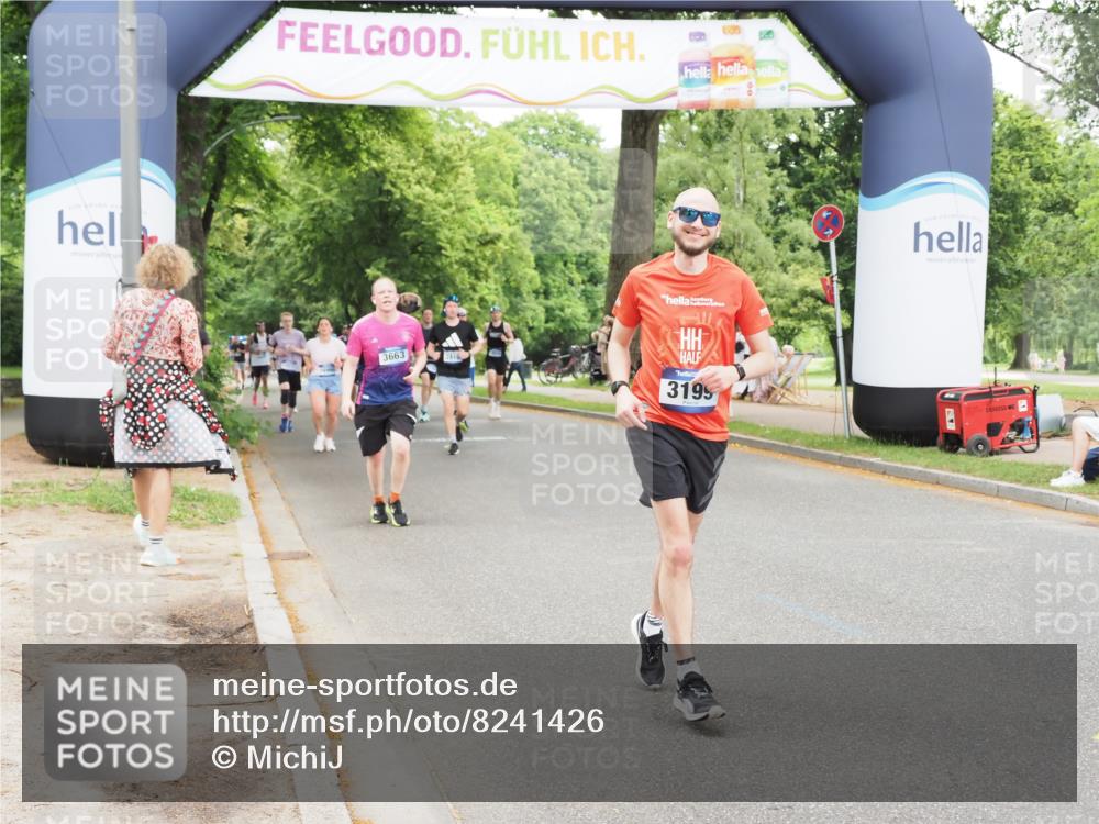 29.06.2025 - hella hamburg halbmarathon MichiJ http://msf.ph/oto/8241426 29.06.2025 10:50:33 Zwischen KM18-KM19 1316, 3199, 12475, 12571, 17437, 18324 meine-sportfotos.de