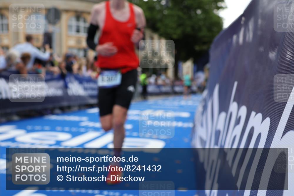 29.06.2025 - hella hamburg halbmarathon Strokosch-Dieckow http://msf.ph/oto/8241432 29.06.2025 10:36:58 Ziel 1385, 1411, 3959, 5307, 5315, 6123, 6458, 10738, 11120, 11620, 13141, 14691, 15261, 15410, 16992, 17024, 17125, 17658, 18384 meine-sportfotos.de