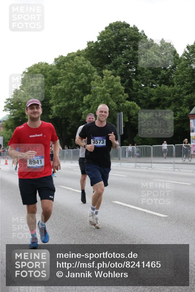 29.06.2025 - hella hamburg halbmarathon Jannik Wohlers http://msf.ph/oto/8241465 29.06.2025 10:29:46 Lombardsbrücke 1097, 1547, 2901, 3443, 3573, 3613, 5063, 5322, 6598, 6616, 6626, 8792, 10162, 12349, 12350, 12504, 12537, 12710, 13418, 14304, 16182, 16601, 16604, 16735, 16769, 18046, 18503, 18671 meine-sportfotos.de