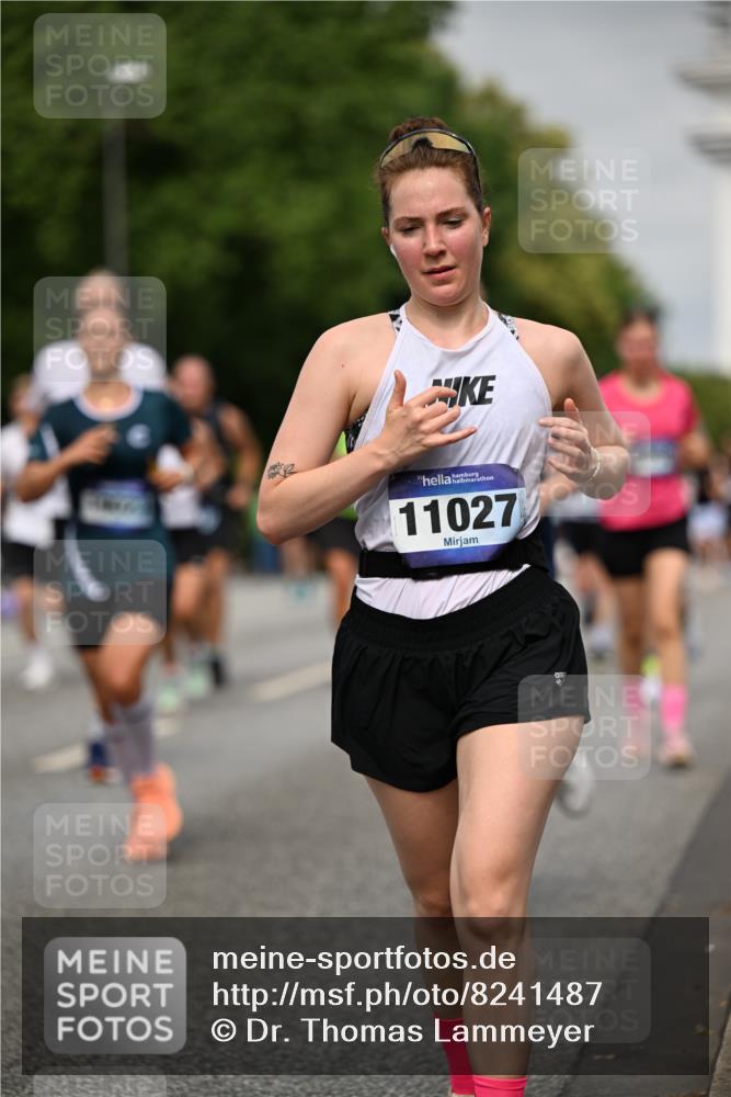 29.06.2025 - hella hamburg halbmarathon Dr. Thomas Lammeyer http://msf.ph/oto/8241487 29.06.2025 10:14:06 Kennedybrücke 1456, 1483, 1513, 1573, 1838, 3921, 4389, 7042, 7250, 7333, 7685, 8090, 8219, 8890, 9674, 9681, 9816, 9988, 11027, 11180 meine-sportfotos.de