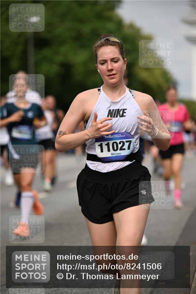 29.06.2025 - hella hamburg halbmarathon Dr. Thomas Lammeyer http://msf.ph/oto/8241506 29.06.2025 10:14:06 Kennedybrücke 1456, 1483, 1513, 1573, 1838, 3921, 4389, 7042, 7250, 7333, 7685, 8090, 8219, 8890, 9674, 9681, 9816, 9988, 11027, 11180 meine-sportfotos.de
