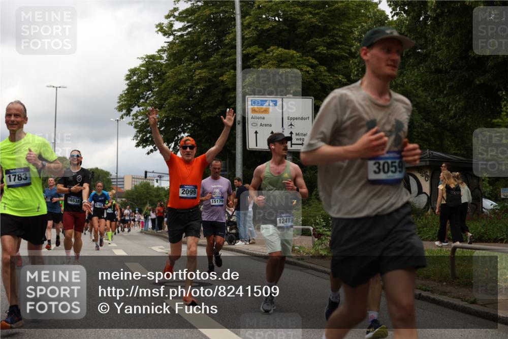 29.06.2025 - hella hamburg halbmarathon Yannick Fuchs http://msf.ph/oto/8241509 29.06.2025 10:47:26 20KM 1030, 1061, 1151, 1499, 1706, 1727, 1783, 2074, 2082, 2099, 2346, 3059, 3208, 3209, 3334, 4065, 4635, 4770, 5077, 5638, 5866, 6198, 6481, 6628, 6629, 6762, 6877, 6942, 7177, 7274, 7509, 7864, 7918, 8335, 8390, 8447, 9142, 9537, 10549, 10891, 10895, 11992, 12379, 12413, 12490, 12875, 12909, 13032, 13289, 13865, 13997, 14323, 15061, 15126, 15179, 15497, 15502, 16477, 16538, 16986, 18134, 18487, 18590, 18720 meine-sportfotos.de