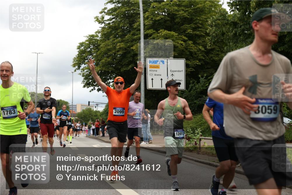 29.06.2025 - hella hamburg halbmarathon Yannick Fuchs http://msf.ph/oto/8241612 29.06.2025 10:47:26 20KM 1030, 1061, 1151, 1499, 1706, 1727, 1783, 2074, 2082, 2099, 2346, 3059, 3208, 3209, 3334, 4065, 4635, 4770, 5077, 5638, 5866, 6198, 6481, 6628, 6629, 6762, 6877, 6942, 7177, 7274, 7509, 7864, 7918, 8335, 8390, 8447, 9142, 9537, 10549, 10891, 10895, 11992, 12379, 12413, 12490, 12875, 12909, 13032, 13289, 13865, 13997, 14323, 15061, 15126, 15179, 15497, 15502, 16477, 16538, 16986, 18134, 18487, 18590, 18720 meine-sportfotos.de