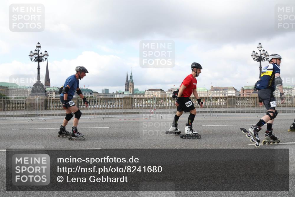29.06.2025 - hella hamburg halbmarathon Lena Gebhardt http://msf.ph/oto/8241680 29.06.2025 09:02:13 Lombardsbrücke  meine-sportfotos.de