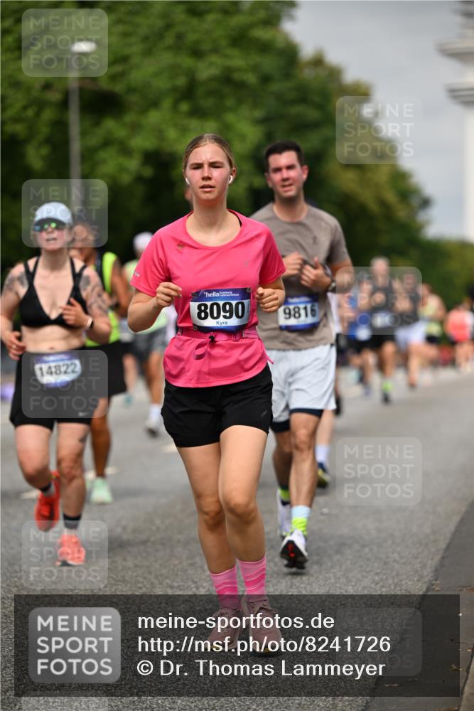 29.06.2025 - hella hamburg halbmarathon Dr. Thomas Lammeyer http://msf.ph/oto/8241726 29.06.2025 10:14:08 Kennedybrücke 1456, 1483, 1513, 1573, 1838, 4389, 7042, 7058, 7250, 7685, 8090, 8219, 8890, 9681, 9816, 9988, 11027, 11180 meine-sportfotos.de
