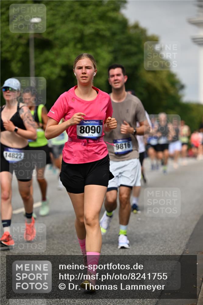 29.06.2025 - hella hamburg halbmarathon Dr. Thomas Lammeyer http://msf.ph/oto/8241755 29.06.2025 10:14:09 Kennedybrücke 1456, 1483, 1513, 1573, 4389, 7042, 7058, 7250, 7685, 8090, 8219, 8890, 9681, 9816, 9988, 11027, 11180 meine-sportfotos.de
