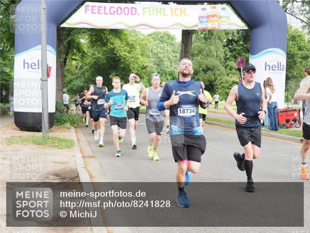 29.06.2025 - hella hamburg halbmarathon MichiJ http://msf.ph/oto/8241828 29.06.2025 10:27:49 Zwischen KM18-KM19 1445, 3282, 4381, 6037, 7622, 8450, 8958, 11447, 12915, 13029, 14093, 14204, 15257, 15866, 15873, 18547, 18734 meine-sportfotos.de
