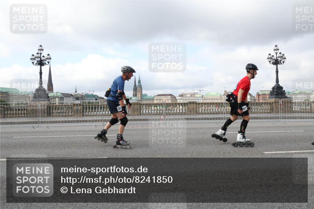 29.06.2025 - hella hamburg halbmarathon Lena Gebhardt http://msf.ph/oto/8241850 29.06.2025 09:02:13 Lombardsbrücke  meine-sportfotos.de