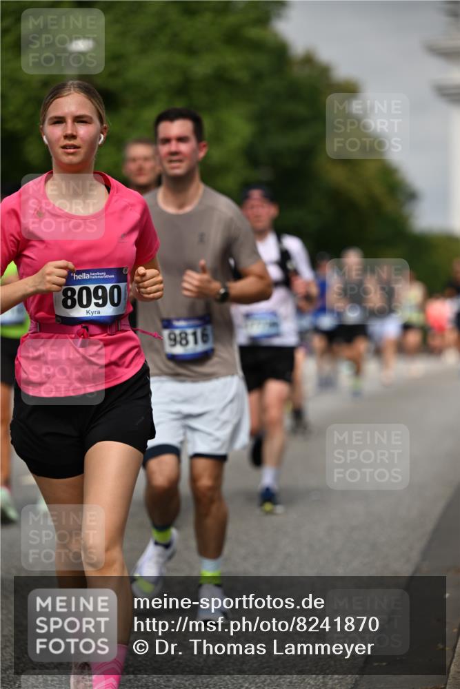 29.06.2025 - hella hamburg halbmarathon Dr. Thomas Lammeyer http://msf.ph/oto/8241870 29.06.2025 10:14:09 Kennedybrücke 1456, 1483, 1513, 1573, 4389, 7042, 7058, 7250, 7685, 8090, 8219, 8890, 9681, 9816, 9988, 11027, 11180 meine-sportfotos.de