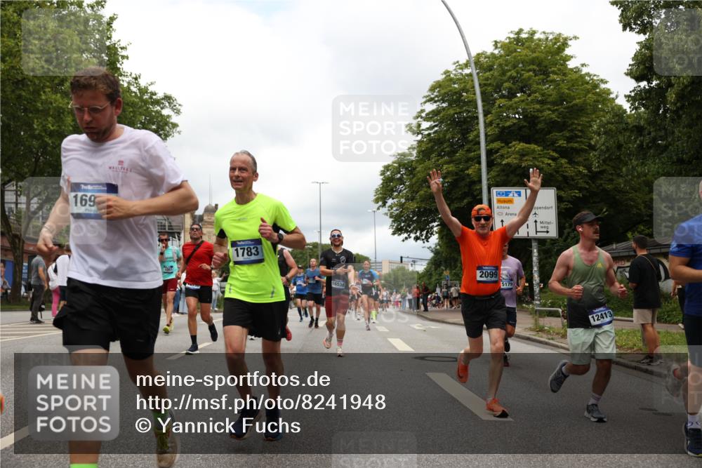 29.06.2025 - hella hamburg halbmarathon Yannick Fuchs http://msf.ph/oto/8241948 29.06.2025 10:47:27 20KM 1030, 1061, 1151, 1499, 1706, 1727, 1783, 2074, 2082, 2099, 2346, 2354, 3059, 3208, 3209, 4065, 4635, 4770, 5077, 5638, 5866, 6481, 6511, 6512, 6628, 6629, 6762, 6877, 6942, 7177, 7274, 7509, 7864, 7918, 8335, 8390, 8447, 9142, 9537, 10549, 10891, 10895, 11992, 12379, 12413, 12490, 12875, 12909, 13032, 13289, 13865, 13997, 14323, 15061, 15126, 15179, 15497, 15502, 16477, 16538, 16986, 18134, 18487, 18590, 18720 meine-sportfotos.de