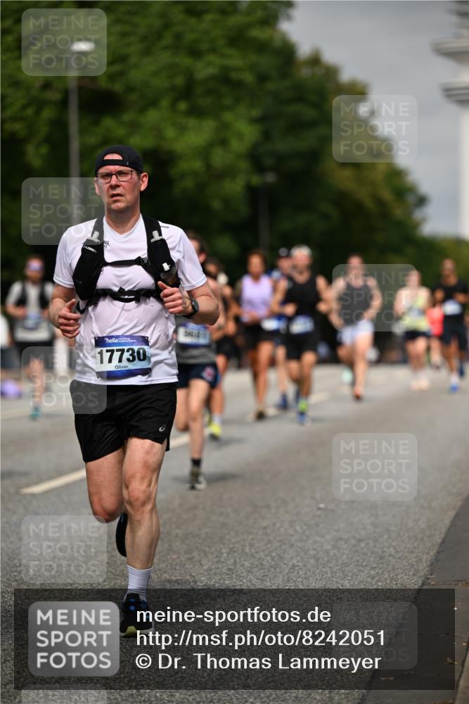 29.06.2025 - hella hamburg halbmarathon Dr. Thomas Lammeyer http://msf.ph/oto/8242051 29.06.2025 10:14:11 Kennedybrücke 1456, 1483, 1513, 1573, 4389, 7042, 7058, 7250, 7685, 8090, 8890, 9681, 9816, 9988, 11027, 11180 meine-sportfotos.de
