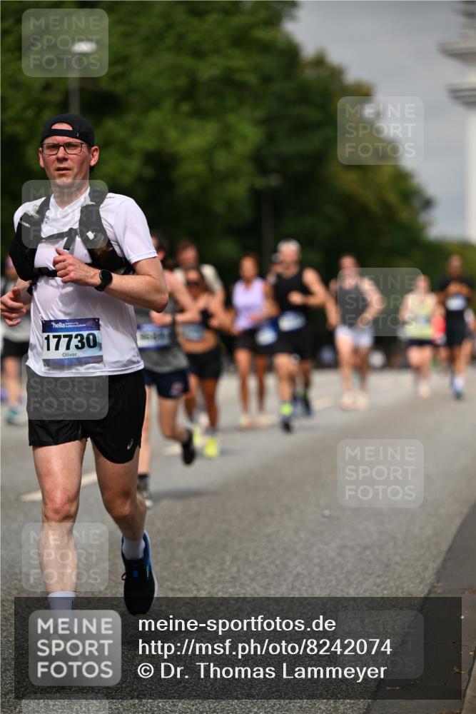 29.06.2025 - hella hamburg halbmarathon Dr. Thomas Lammeyer http://msf.ph/oto/8242074 29.06.2025 10:14:11 Kennedybrücke 1456, 1483, 1513, 1573, 4389, 7042, 7058, 7250, 7685, 8090, 8890, 9681, 9816, 9988, 11027, 11180 meine-sportfotos.de
