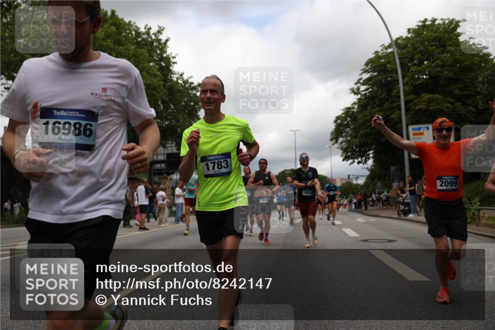29.06.2025 - hella hamburg halbmarathon Yannick Fuchs http://msf.ph/oto/8242147 29.06.2025 10:47:27 20KM 1030, 1061, 1151, 1499, 1706, 1727, 1783, 2074, 2082, 2099, 2346, 2354, 3059, 3208, 3209, 4065, 4635, 4770, 5077, 5638, 5866, 6481, 6511, 6512, 6628, 6629, 6762, 6877, 6942, 7177, 7274, 7509, 7864, 7918, 8335, 8390, 8447, 9142, 9537, 10549, 10891, 10895, 11992, 12379, 12413, 12490, 12875, 12909, 13032, 13289, 13865, 13997, 14323, 15061, 15126, 15179, 15497, 15502, 16477, 16538, 16986, 18134, 18487, 18590, 18720 meine-sportfotos.de