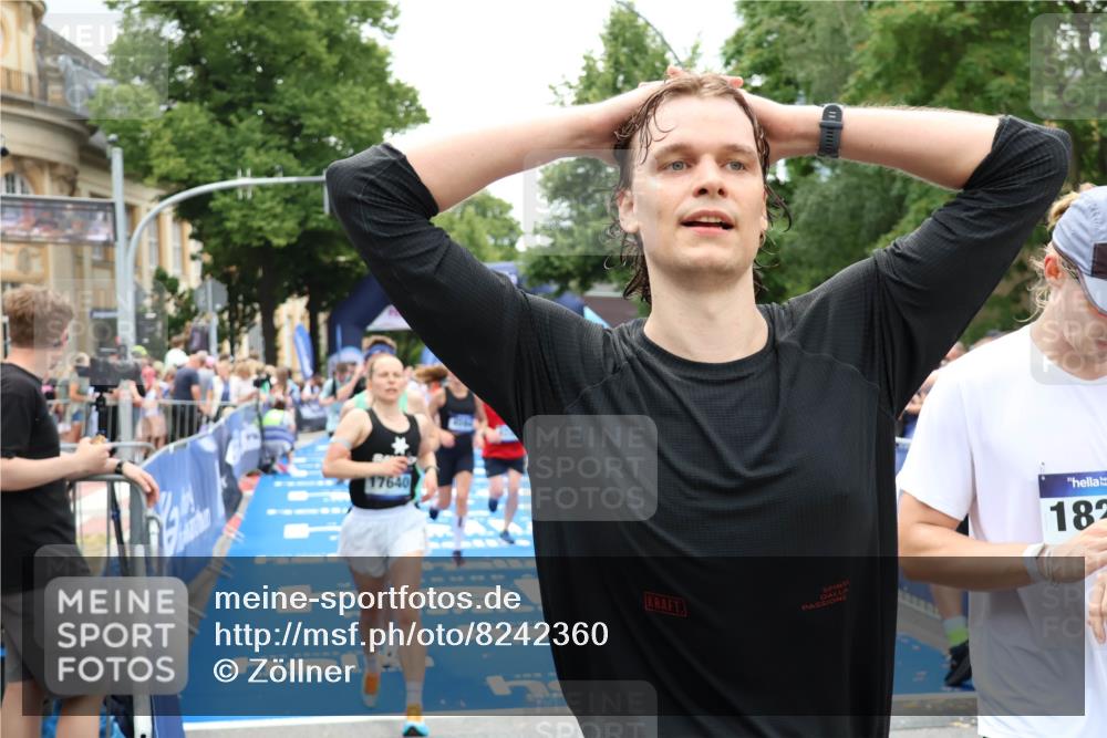 29.06.2025 - hella hamburg halbmarathon Zöllner http://msf.ph/oto/8242360 29.06.2025 10:56:14 Ziel 1193, 4594, 4813, 5465, 5492, 5570, 8330, 8639, 9907, 10789, 12545, 14363, 15484, 16113, 16634, 17468, 17640, 17642 meine-sportfotos.de