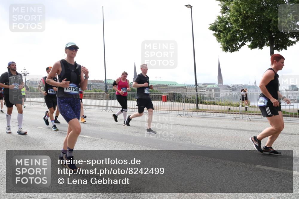 29.06.2025 - hella hamburg halbmarathon Lena Gebhardt http://msf.ph/oto/8242499 29.06.2025 10:45:24 Lombardsbrücke 1024, 1033, 1060, 1085, 1685, 1713, 1798, 2007, 2008, 2216, 2217, 2550, 2657, 2664, 2779, 2973, 3160, 3164, 3357, 3377, 3879, 3993, 4099, 4102, 4186, 4224, 4306, 4337, 4504, 4820, 4851, 5099, 5108, 5190, 5339, 5636, 5949, 6150, 6509, 6763, 6788, 6911, 6922, 6980, 7283, 7530, 7541, 7699, 7859, 7912, 8594, 8605, 8745, 8762, 8907, 9620, 10030, 10182, 10225, 10562, 10566, 10707, 11314, 12198, 12332, 12334, 12394 meine-sportfotos.de