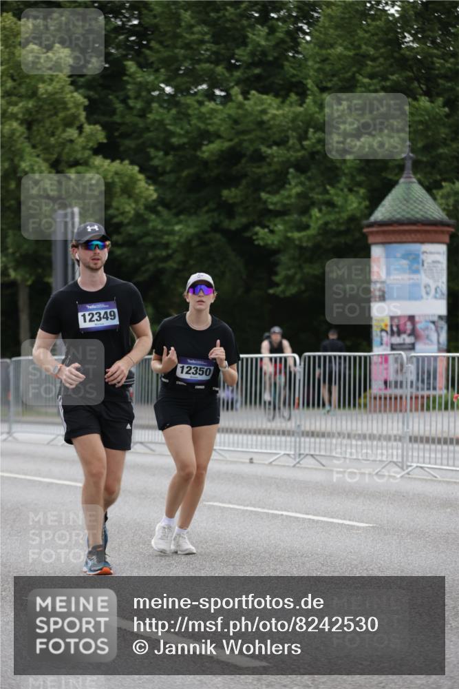 29.06.2025 - hella hamburg halbmarathon Jannik Wohlers http://msf.ph/oto/8242530 29.06.2025 10:29:57 Lombardsbrücke 2901, 3443, 3573, 4575, 4819, 6616, 10880, 12349, 12350, 12504, 12687, 12688, 12710, 13418, 14421, 15789, 15938, 16504, 16601, 16604, 16864, 18046, 18671 meine-sportfotos.de