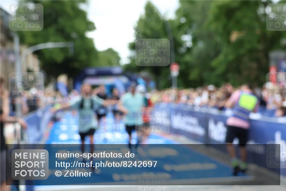 29.06.2025 - hella hamburg halbmarathon Zöllner http://msf.ph/oto/8242697 29.06.2025 10:56:18 Ziel 1193, 5465, 7547, 8639, 9903, 9907, 10789, 12348, 14363, 15484, 16113, 16634, 17468, 18741, 19152 meine-sportfotos.de