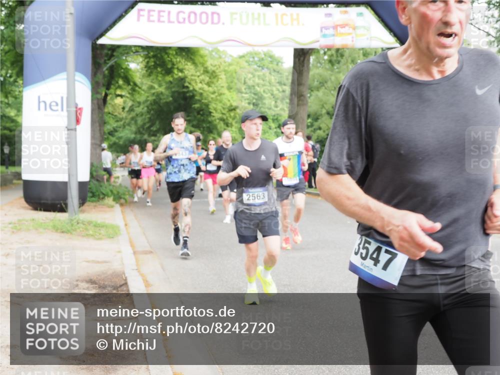 29.06.2025 - hella hamburg halbmarathon MichiJ http://msf.ph/oto/8242720 29.06.2025 10:27:53 Zwischen KM18-KM19 1445, 2563, 3282, 3547, 4381, 7622, 12091, 13029, 14093, 14204, 15013, 15094, 15866, 15873, 17215, 18547, 18734 meine-sportfotos.de