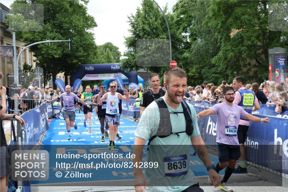 29.06.2025 - hella hamburg halbmarathon Zöllner http://msf.ph/oto/8242899 29.06.2025 10:56:20 Ziel 1193, 5465, 7547, 9903, 10789, 11309, 12348, 14363, 15300, 15484, 16113, 16375, 16634, 17468, 18117, 18495, 18652, 18741, 19152 meine-sportfotos.de
