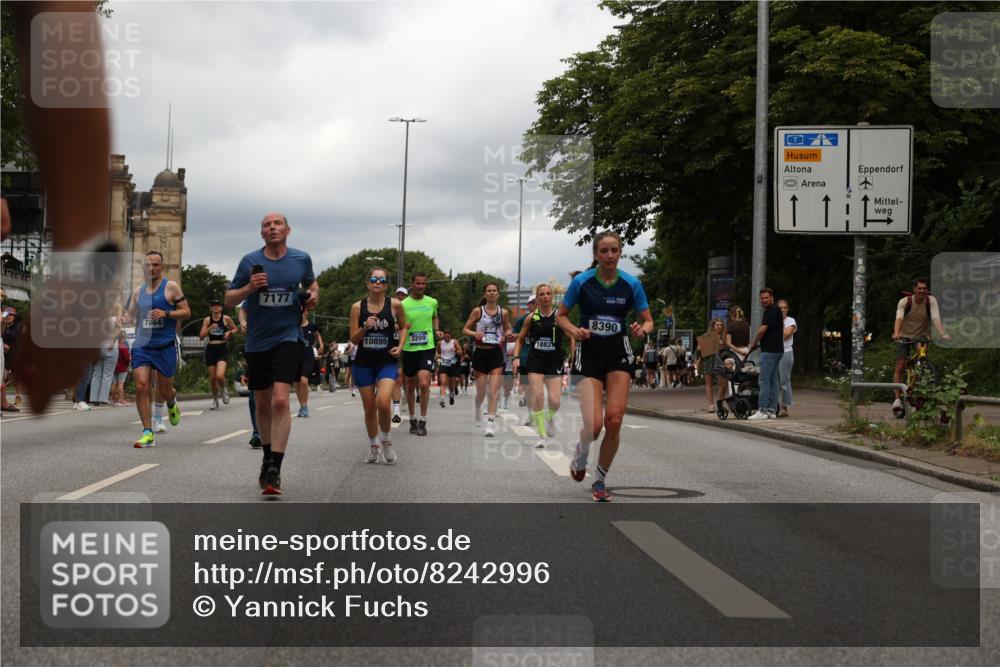 29.06.2025 - hella hamburg halbmarathon Yannick Fuchs http://msf.ph/oto/8242996 29.06.2025 10:47:30 20KM 1030, 1061, 1151, 1499, 1706, 1727, 1783, 2070, 2074, 2082, 2099, 2354, 3059, 3208, 3209, 4635, 4770, 5077, 5638, 5866, 6481, 6511, 6512, 6628, 6629, 6762, 6877, 6942, 7177, 7274, 7864, 7918, 8335, 8390, 8447, 9142, 9537, 10549, 10891, 10895, 11992, 12379, 12413, 12490, 12875, 12909, 13032, 13289, 13865, 13997, 14323, 15061, 15126, 15179, 15441, 15497, 15502, 15946, 16477, 16538, 16986, 17348, 18134, 18143, 18418, 18487, 18590, 18720 meine-sportfotos.de