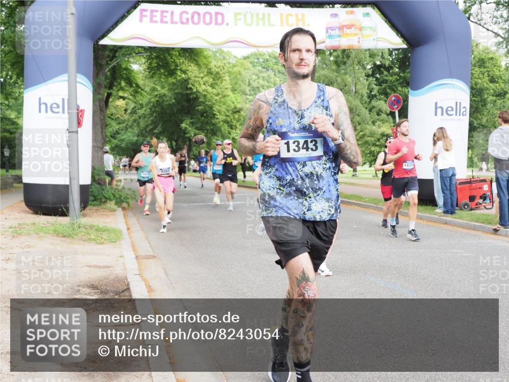 29.06.2025 - hella hamburg halbmarathon MichiJ http://msf.ph/oto/8243054 29.06.2025 10:27:55 Zwischen KM18-KM19 1343, 1445, 2563, 3282, 3547, 7622, 11619, 12091, 14093, 14204, 14311, 15013, 15094, 15744, 15866, 15873, 17215, 17360, 17792, 18547, 18734 meine-sportfotos.de