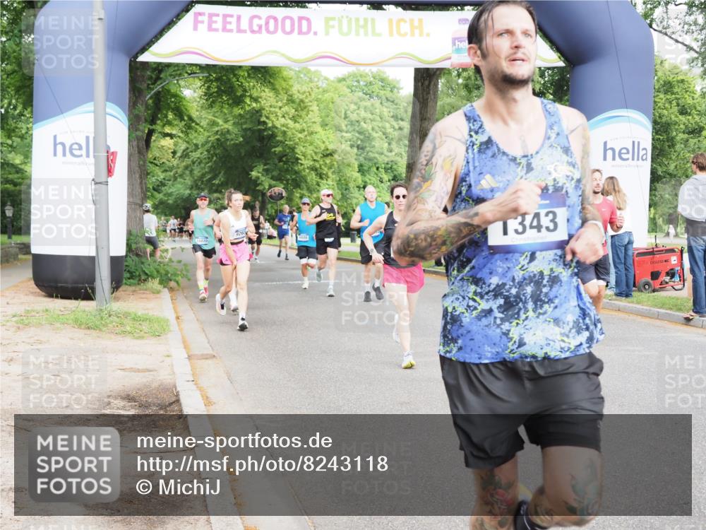 29.06.2025 - hella hamburg halbmarathon MichiJ http://msf.ph/oto/8243118 29.06.2025 10:27:55 Zwischen KM18-KM19 1343, 1445, 2563, 3282, 3547, 7622, 11619, 12091, 14093, 14204, 14311, 15013, 15094, 15744, 15866, 15873, 17215, 17360, 17792, 18547, 18734 meine-sportfotos.de