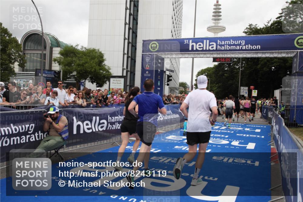 29.06.2025 - hella hamburg halbmarathon Michael Strokosch http://msf.ph/oto/8243119 29.06.2025 10:56:03 Ziel 1180, 3042, 7147, 8968, 9246, 10084, 14867, 15184, 15868, 15884, 16176 meine-sportfotos.de
