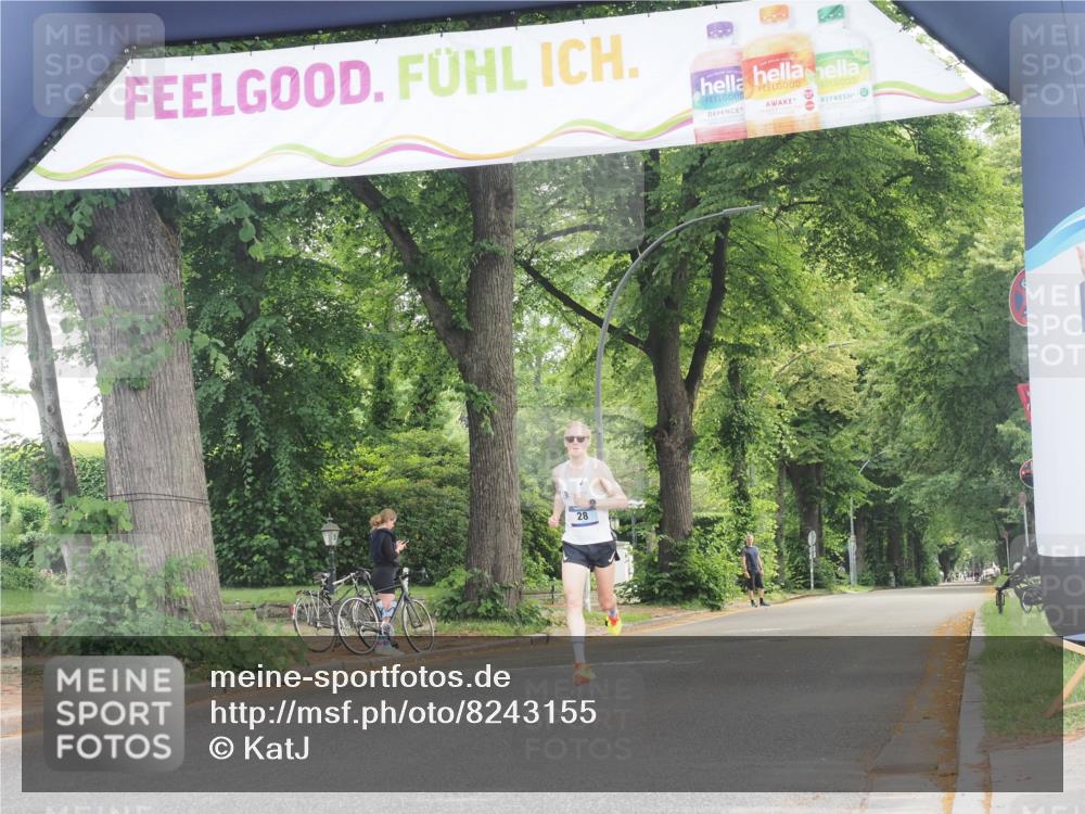 29.06.2025 - hella hamburg halbmarathon KatJ http://msf.ph/oto/8243155 29.06.2025 10:03:58 Zwischen KM18-KM19  meine-sportfotos.de
