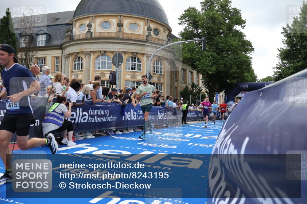 29.06.2025 - hella hamburg halbmarathon Strokosch-Dieckow http://msf.ph/oto/8243195 29.06.2025 10:37:48 Ziel 1505, 1615, 2196, 2404, 3480, 3530, 9171, 13148, 13595, 18103, 18276, 18277, 18529 meine-sportfotos.de
