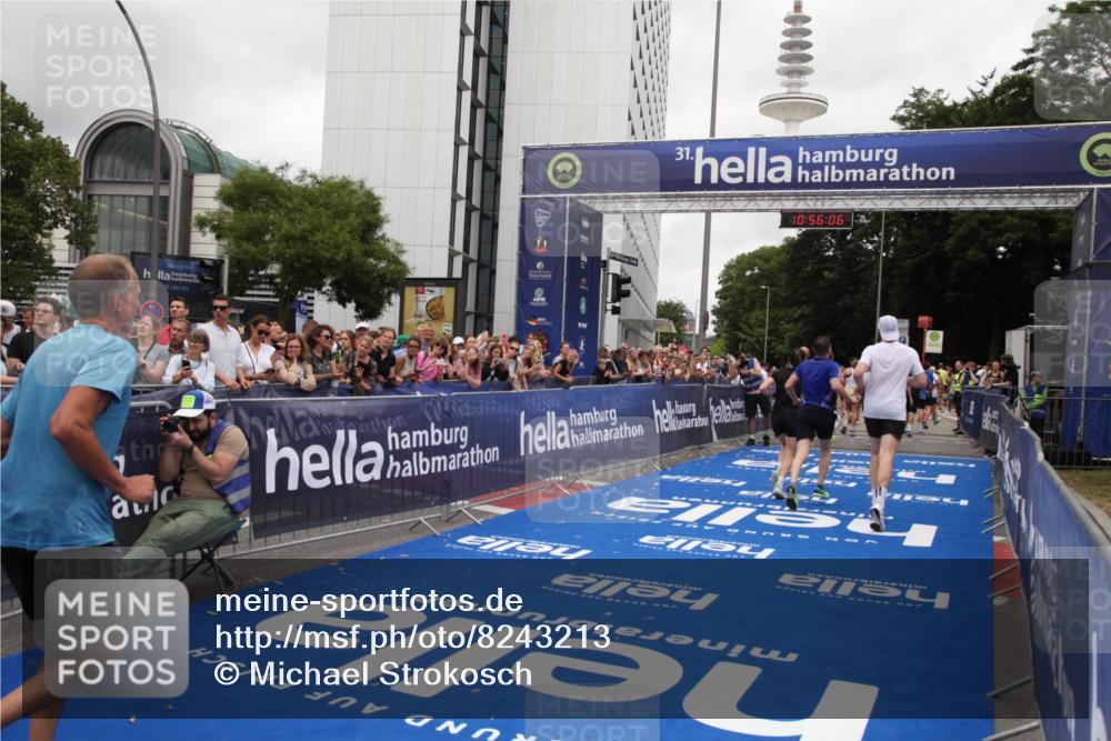 29.06.2025 - hella hamburg halbmarathon Michael Strokosch http://msf.ph/oto/8243213 29.06.2025 10:56:05 Ziel 1180, 3042, 3058, 7147, 7594, 10084, 14867, 15184, 15868, 15884, 16176, 18212 meine-sportfotos.de