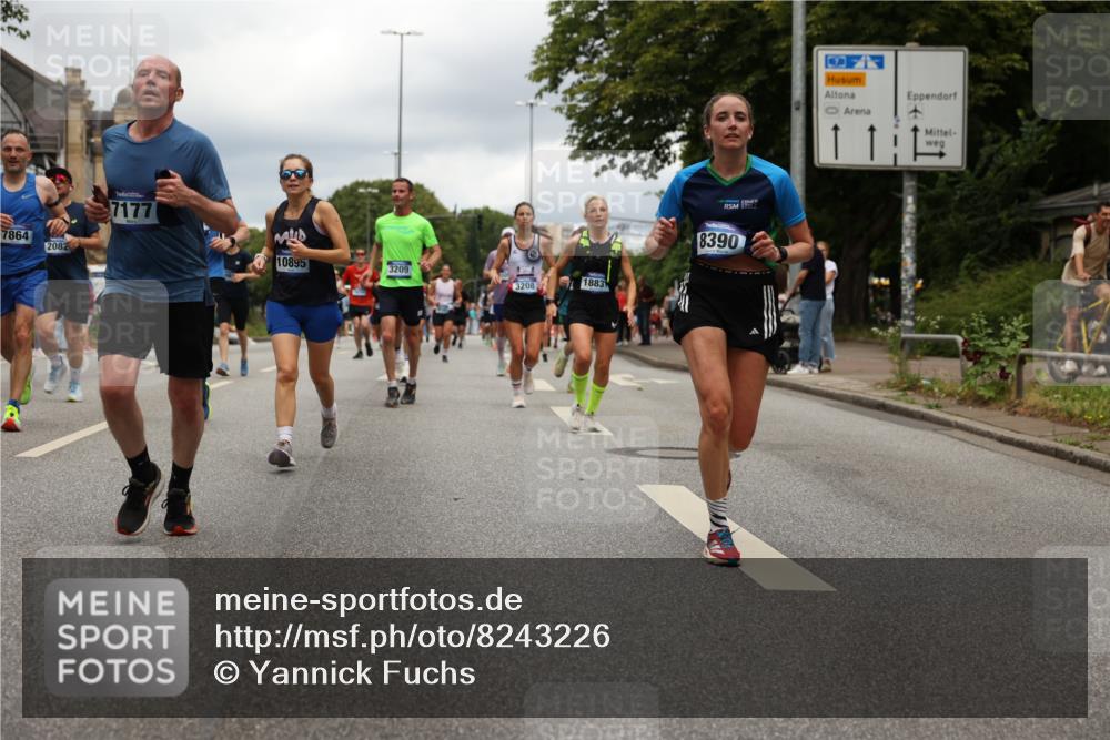 29.06.2025 - hella hamburg halbmarathon Yannick Fuchs http://msf.ph/oto/8243226 29.06.2025 10:47:31 20KM 1030, 1061, 1151, 1499, 1706, 1727, 1783, 2070, 2074, 2082, 2099, 2354, 3059, 3208, 3209, 4635, 4770, 5638, 5866, 6481, 6511, 6512, 6628, 6629, 6762, 6877, 6942, 7177, 7274, 7864, 7918, 8335, 8390, 8447, 9142, 9537, 10549, 10891, 10895, 11992, 12379, 12413, 12490, 12875, 12909, 13032, 13289, 13865, 13997, 14323, 15061, 15126, 15179, 15441, 15497, 15502, 15838, 15946, 16477, 16538, 16986, 17348, 18134, 18143, 18418, 18487, 18590 meine-sportfotos.de