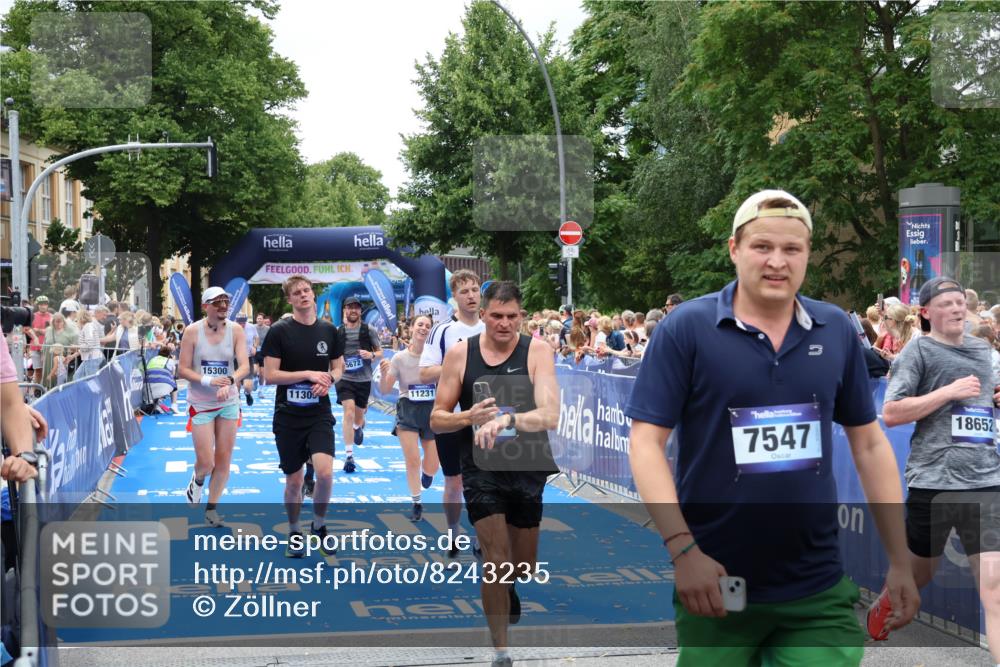 29.06.2025 - hella hamburg halbmarathon Zöllner http://msf.ph/oto/8243235 29.06.2025 10:56:28 Ziel 3048, 4029, 5672, 6399, 7742, 8863, 9622, 10665, 11231, 11309, 15300, 15818, 16257, 16375, 17734, 18117, 18495, 18652 meine-sportfotos.de