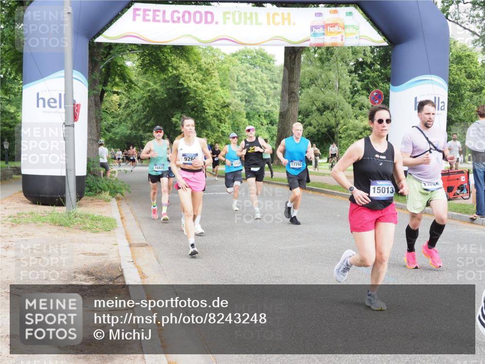29.06.2025 - hella hamburg halbmarathon MichiJ http://msf.ph/oto/8243248 29.06.2025 10:27:56 Zwischen KM18-KM19 1343, 1803, 2563, 3282, 3547, 6686, 7622, 9265, 11619, 12091, 14204, 14311, 15013, 15094, 15744, 15866, 16820, 17215, 17360, 17792, 18547, 18734 meine-sportfotos.de