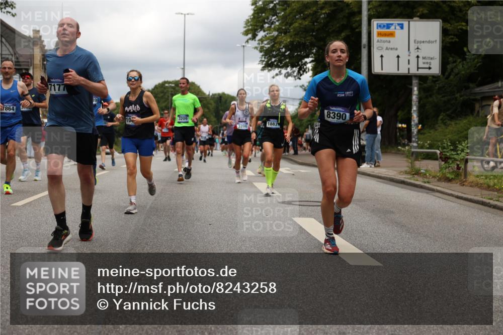 29.06.2025 - hella hamburg halbmarathon Yannick Fuchs http://msf.ph/oto/8243258 29.06.2025 10:47:31 20KM 1030, 1061, 1151, 1499, 1706, 1727, 1783, 2070, 2074, 2082, 2099, 2354, 3059, 3208, 3209, 4635, 4770, 5638, 5866, 6481, 6511, 6512, 6628, 6629, 6762, 6877, 6942, 7177, 7274, 7864, 7918, 8335, 8390, 8447, 9142, 9537, 10549, 10891, 10895, 11992, 12379, 12413, 12490, 12875, 12909, 13032, 13289, 13865, 13997, 14323, 15061, 15126, 15179, 15441, 15497, 15502, 15838, 15946, 16477, 16538, 16986, 17348, 18134, 18143, 18418, 18487, 18590 meine-sportfotos.de
