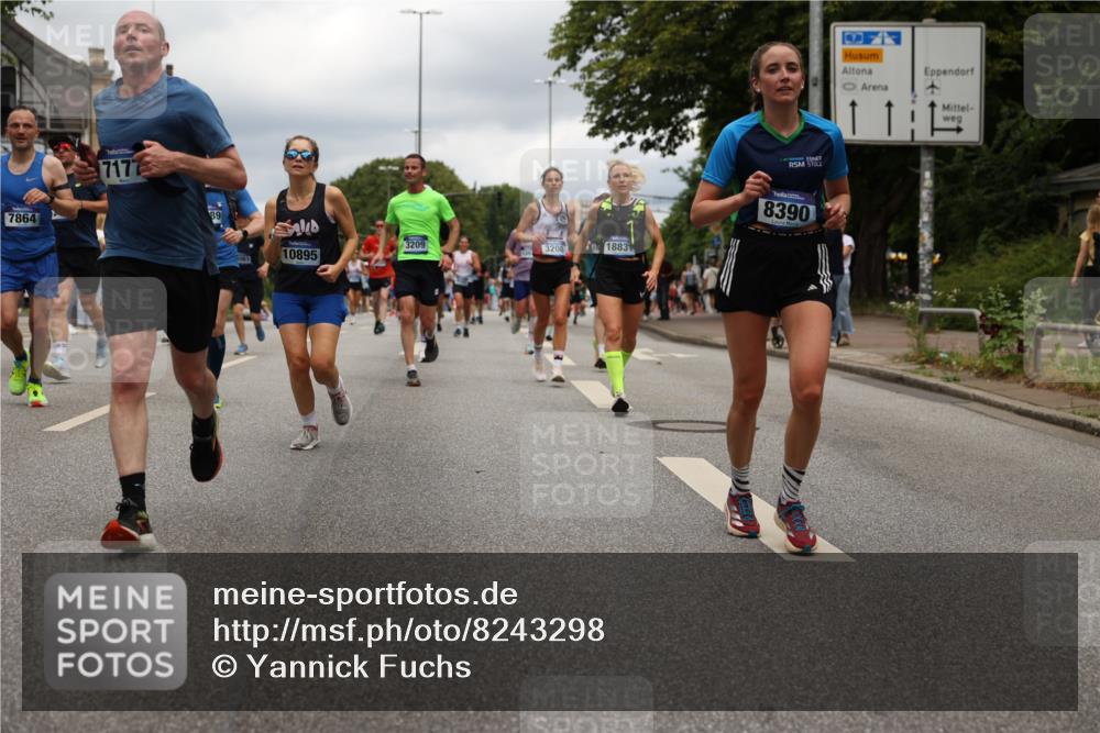 29.06.2025 - hella hamburg halbmarathon Yannick Fuchs http://msf.ph/oto/8243298 29.06.2025 10:47:31 20KM 1030, 1061, 1151, 1499, 1706, 1727, 1783, 2070, 2074, 2082, 2099, 2354, 3059, 3208, 3209, 4635, 4770, 5638, 5866, 6481, 6511, 6512, 6628, 6629, 6762, 6877, 6942, 7177, 7274, 7864, 7918, 8335, 8390, 8447, 9142, 9537, 10549, 10891, 10895, 11992, 12379, 12413, 12490, 12875, 12909, 13032, 13289, 13865, 13997, 14323, 15061, 15126, 15179, 15441, 15497, 15502, 15838, 15946, 16477, 16538, 16986, 17348, 18134, 18143, 18418, 18487, 18590 meine-sportfotos.de