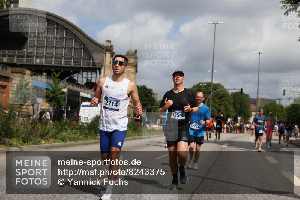 29.06.2025 - hella hamburg halbmarathon Yannick Fuchs http://msf.ph/oto/8243375 29.06.2025 10:35:00 20KM 1603, 1882, 1912, 2324, 2714, 2750, 2826, 4843, 5050, 5375, 5409, 5508, 5745, 5803, 5916, 6080, 6649, 7109, 8370, 8465, 8629, 9294, 10369, 10900, 10968, 11731, 11767, 12088, 12540, 12704, 12865, 13029, 13667, 14092, 14924, 15015, 15424, 15542, 16761, 17214, 17245, 17620, 18192, 18614, 18979 meine-sportfotos.de