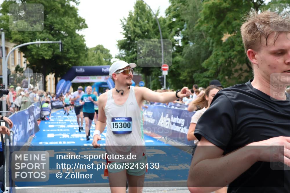 29.06.2025 - hella hamburg halbmarathon Zöllner http://msf.ph/oto/8243439 29.06.2025 10:56:30 Ziel 1583, 3048, 4029, 5672, 6399, 7742, 8863, 9622, 10665, 11231, 15407, 15818, 16257, 16261, 17268, 17734, 18746, 18835 meine-sportfotos.de
