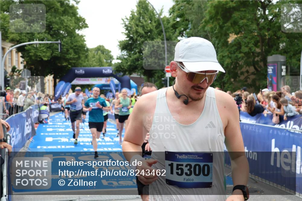 29.06.2025 - hella hamburg halbmarathon Zöllner http://msf.ph/oto/8243462 29.06.2025 10:56:31 Ziel 1583, 3048, 5744, 6399, 7742, 8863, 9622, 10093, 10665, 15407, 15818, 16257, 16261, 17268, 17734, 18746, 18835 meine-sportfotos.de
